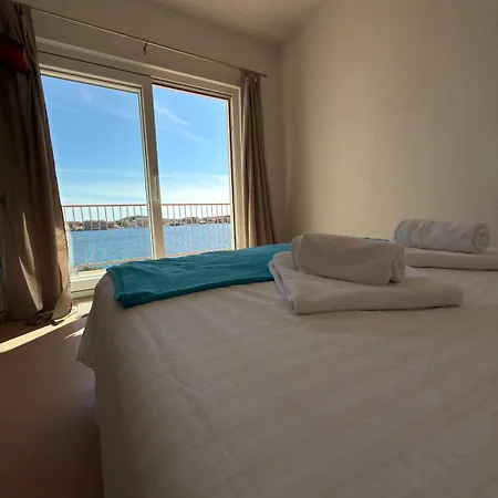 Santa Seaside Апартаменты